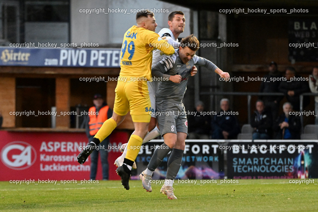 SAK vs. ASKÖ Köttmannsdorf | #99 Arian Rener SAK, #22 Leo Ejup SAK, #8 Ziga Ribic ASKÖ Köttmannsdorf, SAK vs. ASKÖ Köttmannsdorf, SAK vs. ASKÖ Köttmannsdorf am 02.04.2026 in Klagenfurt (Sportpark Welzenegg), Austria, (Photo by Bernd Stefan)