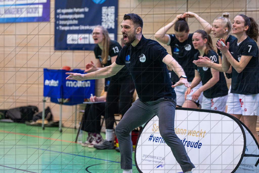 2. DBBL Nord 25/26 | Spieltag 23 | BBC Osnabrück vs. Wings Leverkusen | 22.03.26: 2. DBBL Nord 25/26 | Spieltag 23 | BBC Osnabrück vs. Wings Leverkusen / Osnabrück / Deutschland  //   CREDIT:www.bullenfotos.de, Martin König, Hörner Weg 40, D-49078 Osnabrück, +4917663732967 // Nutzung und Weitergabe nur zu den vereinbarten Zwecken. Presseanfragen an Ersteller. Alle Rechte beim Ersteller. Honorierung nach MFM. - Realisiert mit Pictrs.com