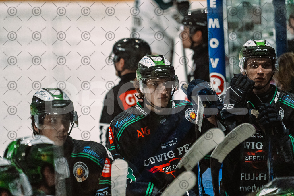 Alligators_vs_Erding_12_12_2025-068 | Höchstadt Alligators Fotogalerie: Eishockey-Action aus Franken. Professionelle Spielfotos, Portraits & Stadionbilder zum Download. Jetzt entdecken! - Realisiert mit Pictrs.com
