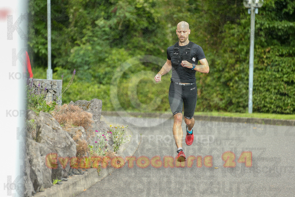 250801_1859_EX1_6814 | Sportfotografie im Rhein-Sieg Kreis, Köln, Bonn, NRW, Rheinland Pfalz, Hessen, etc. Unser Tätigkeitsfeld umfasst den Laufsport vom Volkslauf über den Marathon, Duathlon, Triathon bis zum Ultralauf wie Kölnpfad Ultra oder Schindertrail.