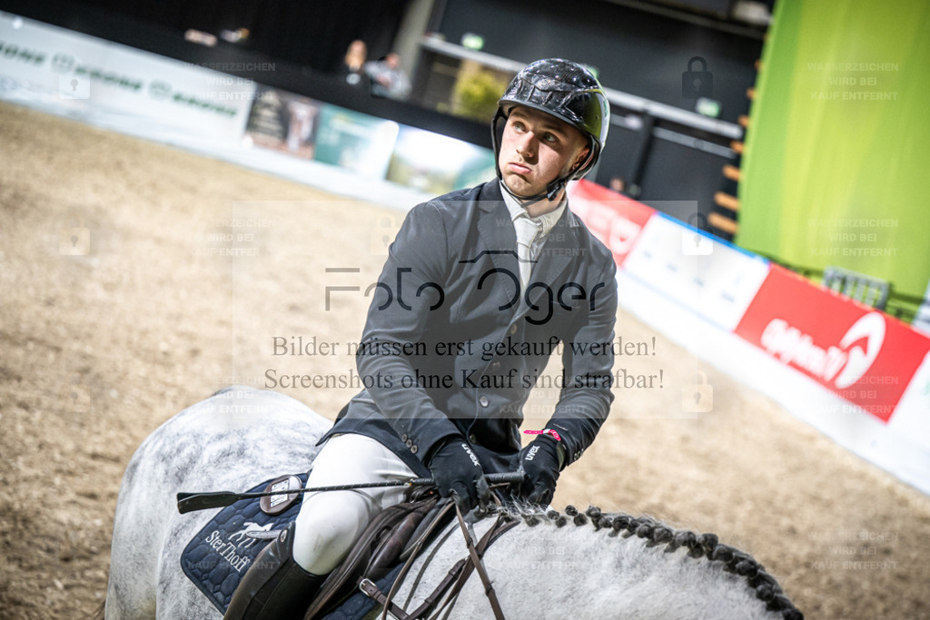 DOS_2872 | Entdecke hochwertige Reitturnierfotos von Foto Oger. Professionell, emotional und authentisch – jetzt Lieblingsmomente im Shop bestellen. - Realisiert mit Pictrs.com