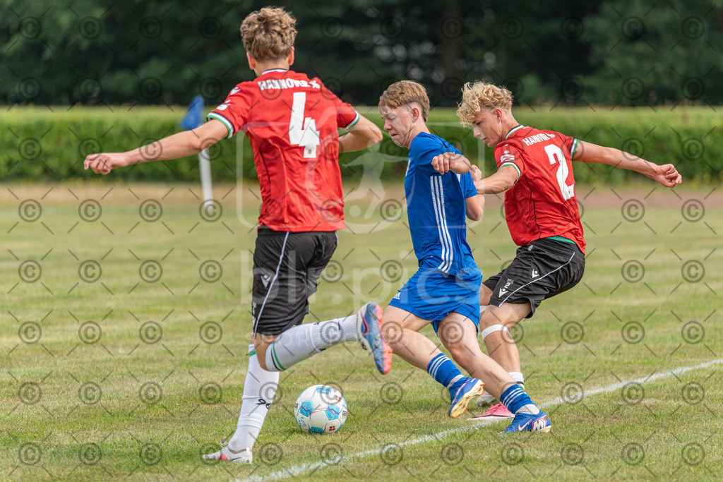 _DSC8025 | Professionelle Fußball- und Sportfotografie. Spielbilder online ansehen und kaufen – Einzelbilder oder komplette Galerien in hoher Qualität. - Realisiert mit Pictrs.com