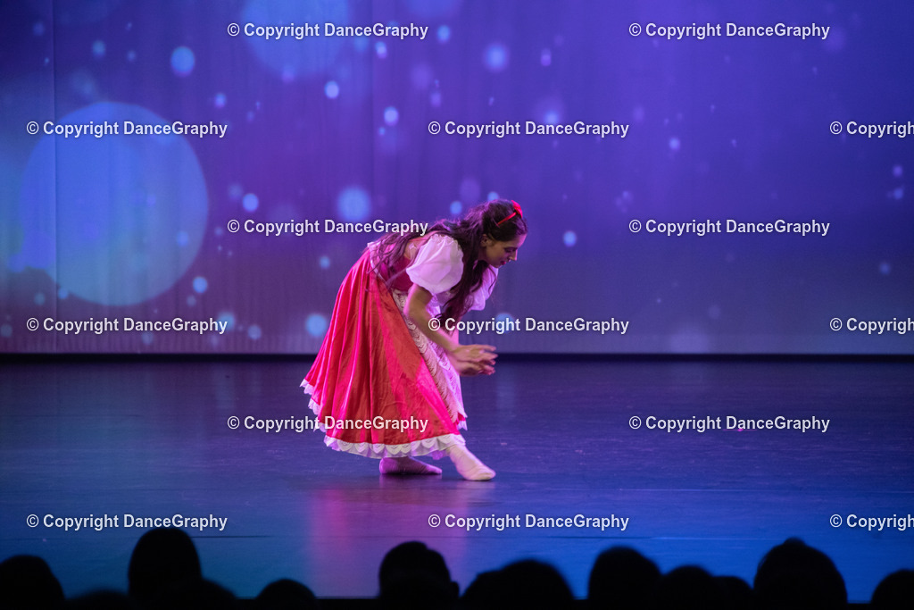 GPHY2129 | DanceGraphy - Realisiert mit Pictrs.com