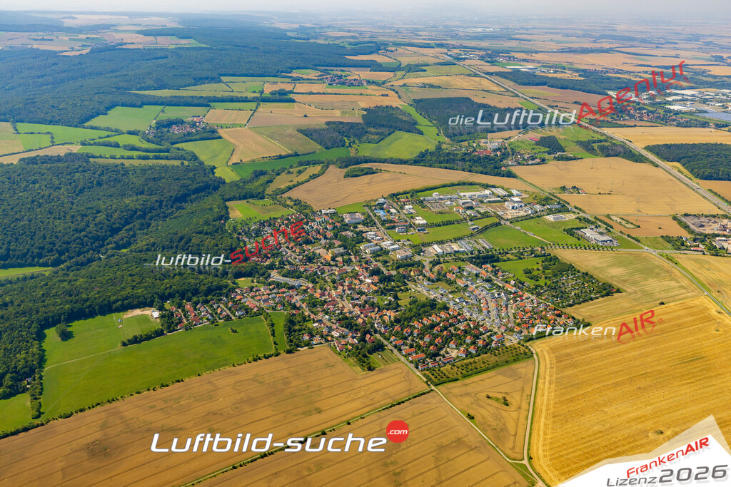 Legefeld Weimar Bild- Das Luftbild wurde 2025 vom UL-Flugzeug heraus erstellt ( keine Drohne bzw. Drohnenaufnahme ) - Hochauflösende Luftaufnahme -Nicht vergleichbar mit Google Maps oder Satelittenbilder- Die Geschenkidee !Mit Lizenz und Bildrechte bestellbar - CC