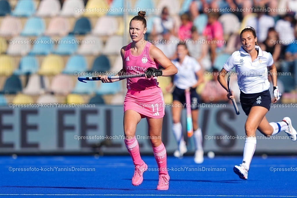 xydrx09082504021 | 09.08.2025, xydrx, Frauen EuroHockey Championship 2025, Gruppenphase, Gruppe a, Deutschland - Frankreich, Sparkassenpark Mönchengladbach: Lena Micheel (GER #11)