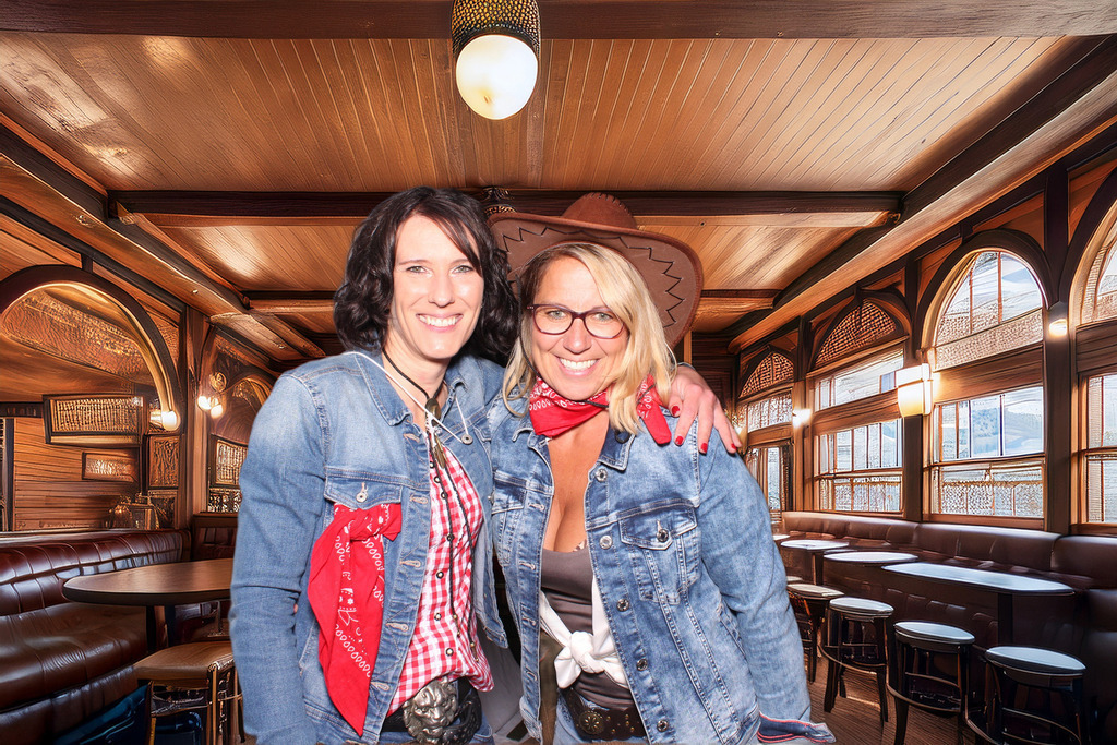 top-top.de-251025-0019 | Foto, Video, Fotografie, Videografie, Fotobox, DJ, Discjockey, Musik, Musikbox, Veranstaltung, Photobooth, Amazon, Ebay, Buchtipp, Bestseller, Autor, Verlag, Buch, Wesel, Hamminkeln, NRW, Dinslaken, Rees, Drohne, Hochzeit, Party, Fotobox, Wesel, Fotograf