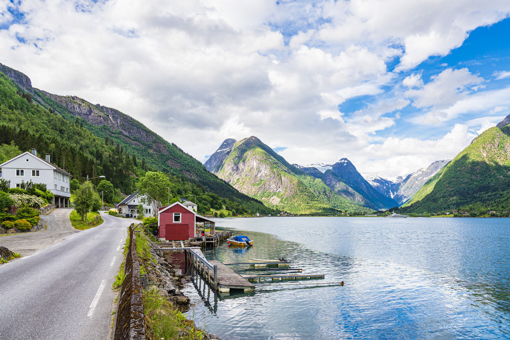 Blick über den Fjærlandfsjord in Norwegen | Blick über den Fjærlandfsjord in Norwegen.