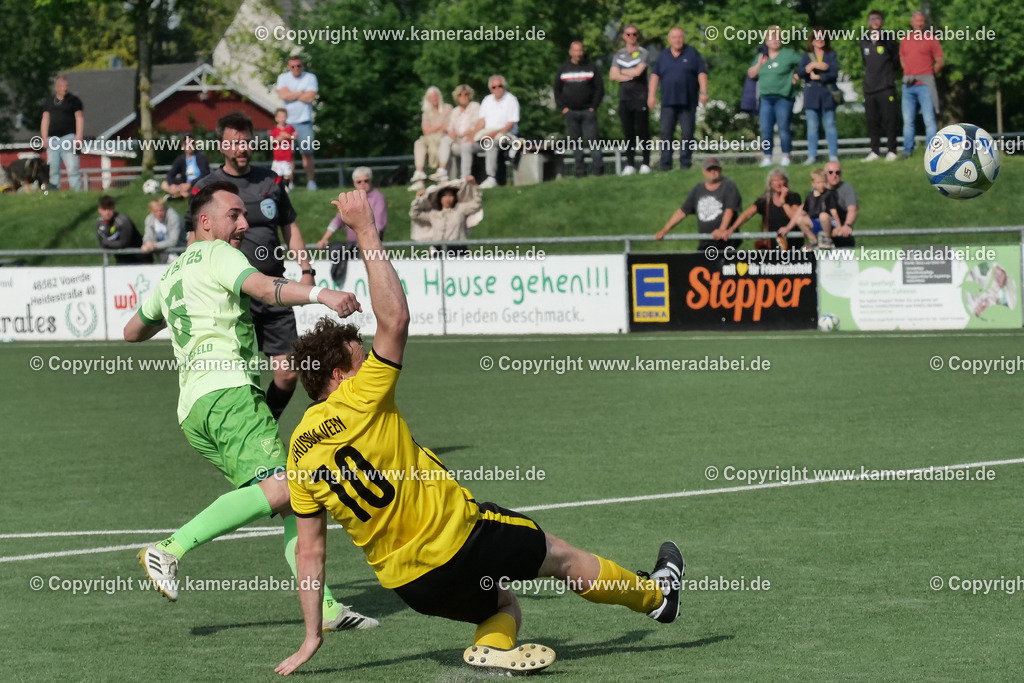 Fußball : Bezirksliga : SV 08/29 Friedrichsfeld - Borusia Veen am 10.05.2026 in Voerde Friedrichsfeld | Fußball : Bezirksliga : SV 08/29 Friedrichsfeld - Borusia Veen am 10.05.2026 in Voerde Friedrichsfeld - Realisiert mit Pictrs.com