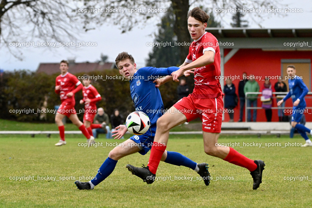 SV Rothenthurn vs. Union Matrei | #22 Thomas Riepler Matrei, #19 Christoph David Supersberger SV Rothenthurn, SV Rothenthurn vs. Union Matrei, SV Rothenthurn vs. Union Matrei am 09.11.2024 in Rothenthurn (Sportplatz Rothenthurn), Austria, (Photo by Bernd Stefan)