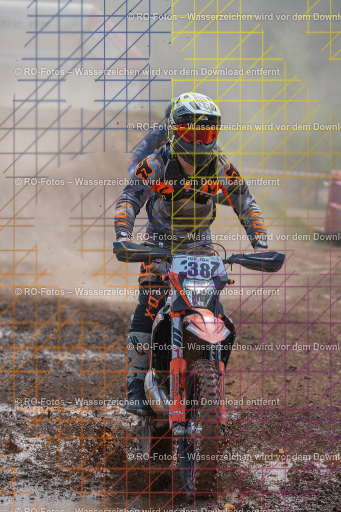 Niederwürzbach 2 Lauf-220 | Sportfotografie von RO-Fotos: Motorsport, Motocross, Enduro, Laufveranstaltungen und Triathlon. Professionelle Fotos von Sportlern und Events. - Realisiert mit Pictrs.com