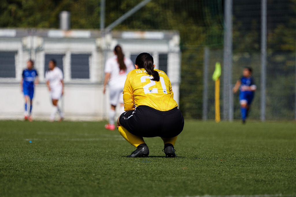 FCHMÜN_250907_9611 | Fotopresso – Sportfotografie in Heidenheim & Umgebung. Professionelle Sportfotografie für unvergessliche Momente. Dynamische Action-Shots, emotionale Szenen & hochwertige Bilder. - Realisiert mit Pictrs.com
