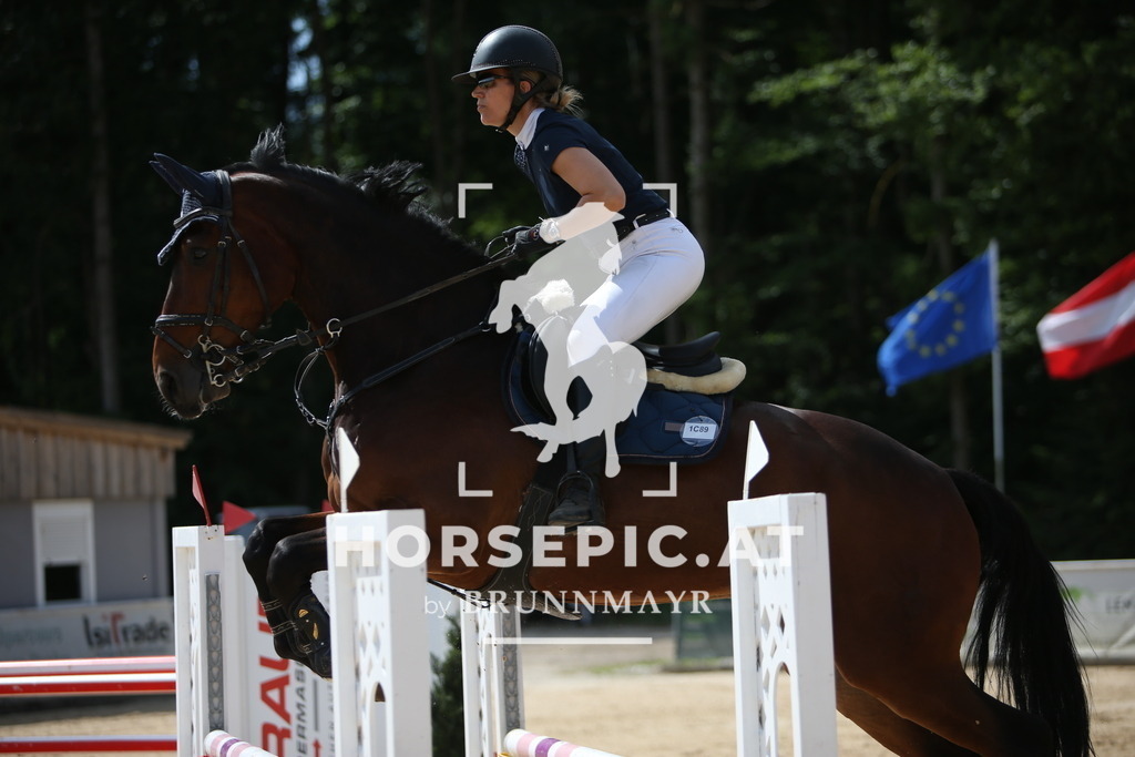 PP018052 | Willkommen bei Brunnmayr - Design & Fotografie – Ihrem Spezialisten für Reitturniere und Pferdeveranstaltungen in Oberösterreich, Salzburg und Bayern! Seit über 17 Jahren sind wir leidenschaftlich dabei.