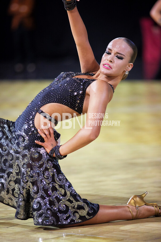 Winter Dance Festival | Mülheim a.d. Ruhr - 14.12.2025: Winter Dance Festival in Mülheim a.d. Ruhr (Westenergiehalle), Germany. Photo by: BobNL design &amp; photography  - Realized with Pictrs.com