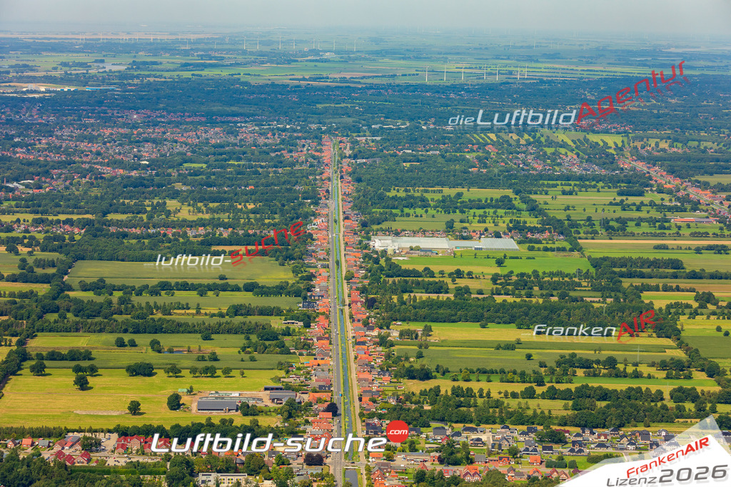 Papenburg Bild- Das Luftbild wurde 2025 vom UL-Flugzeug heraus erstellt ( keine Drohne bzw. Drohnenaufnahme ) - Hochauflösende Luftaufnahme -Nicht vergleichbar mit Google Maps oder Satelittenbilder- Die Geschenkidee !Mit Lizenz und Bildrechte bestellbar - CC