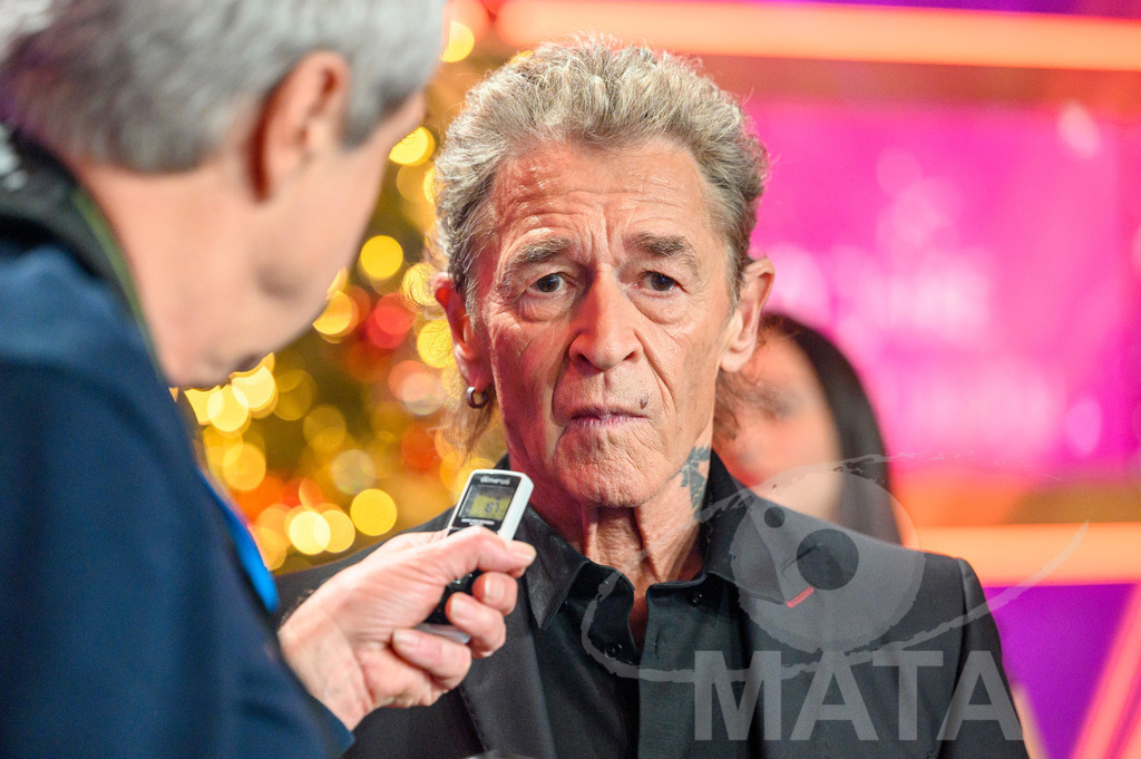 _DWI6455 | Peter Maffay bei '30 Jahre Sternstunden-Gala 2023' in der Frankenhalle. Nürnberg, 15.12.2023 - Realisiert mit Pictrs.com