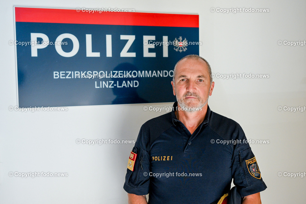 Polizei_ Bezirkspolizeikommandant Linz-Land_ Oberst Manfred Rauch_ Traun_ 04.09.2023-1 | 04.09.2023, Bezirkspolizeikommando Traun, AUT, Bezirkspolizeikommandant Linz-Land, im Bild Oberst Manfred Rauch (Bezirkspolizeikommandant Linz-Land)