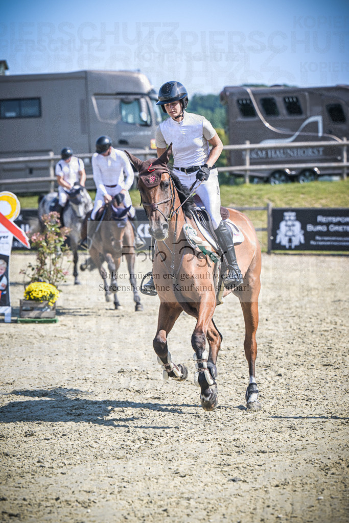 DOS_0130 | Entdecke hochwertige Reitturnierfotos von Foto Oger. Professionell, emotional und authentisch – jetzt Lieblingsmomente im Shop bestellen.Deutschlandweite Turnierfotografie. - Realisiert mit Pictrs.com