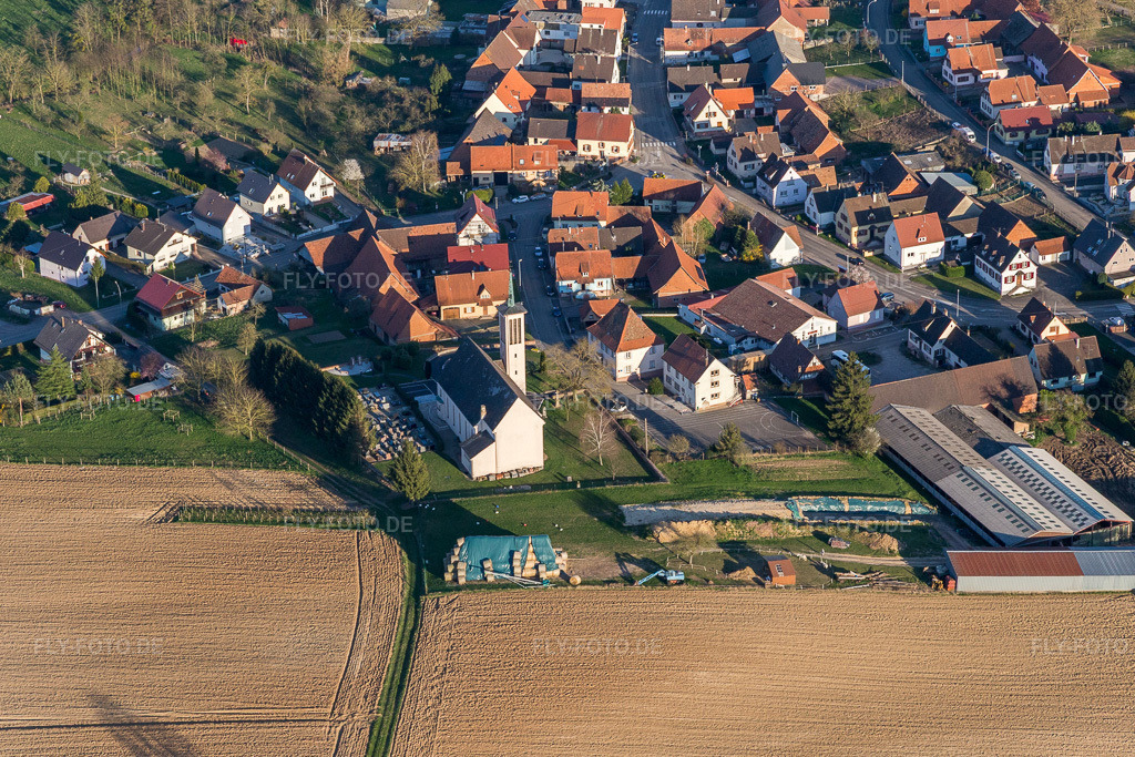 Luftbild: Ortsansicht in Aschbach im Bundesland Bas-Rhin in Frankreich. Foto: IMG_097815.jpg vom 27.03.2017 durch Werner Riehm/FLY-FOTO.de