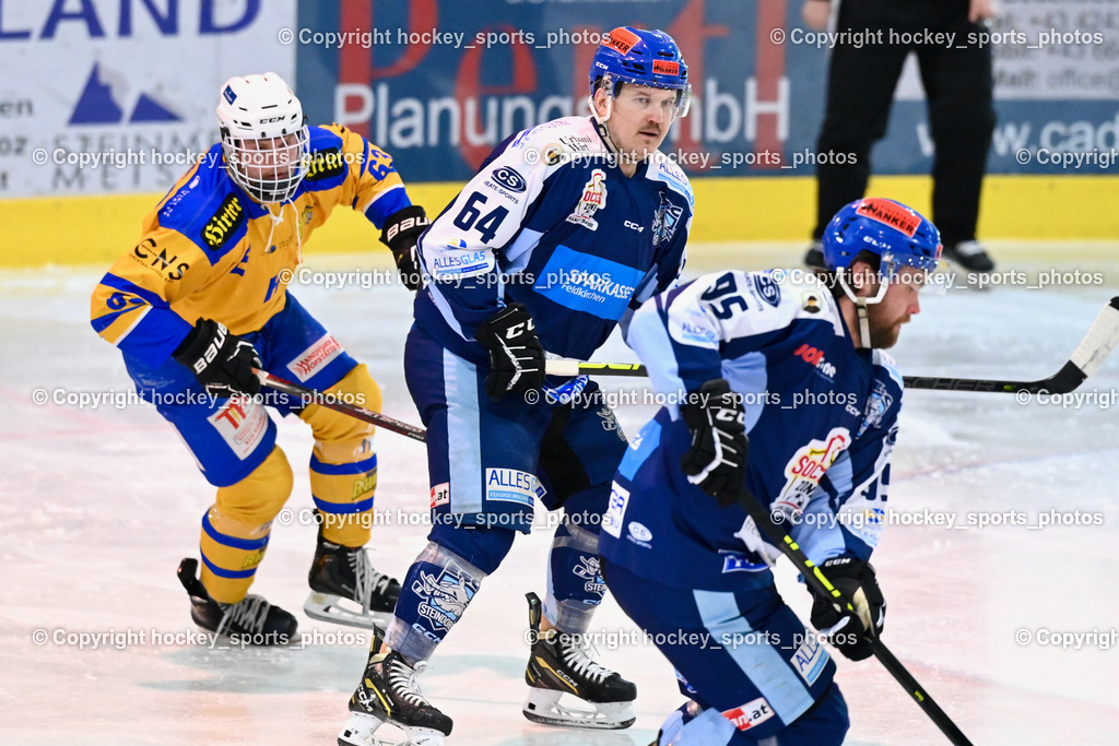 ESC Steindorf vs. EHC Althofen | #63 Hammerle Simon EHC Althofen, #64 Stichauner Fabian ESC Steindorf, #95 GELFANOV RUSLAN ESC Steindorf, ESC Steindorf vs. EHC Althofen, ESC Steindorf vs. EHC Alhofen am 03.03.2024 in Steindorf (Ossiachersee Halle), Austria, (Photo by Bernd Stefan)