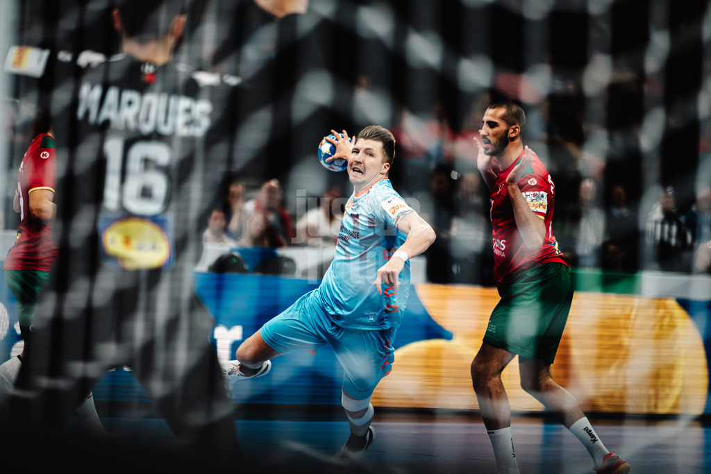 Handball | Herren | EHF EURO 2024 | European Championshop Men 2024 Final Tournament | Niederlande vs. Portugal | 23.01.2024 | Ivar Stavast (#3, Holland, NED) beim Wurf