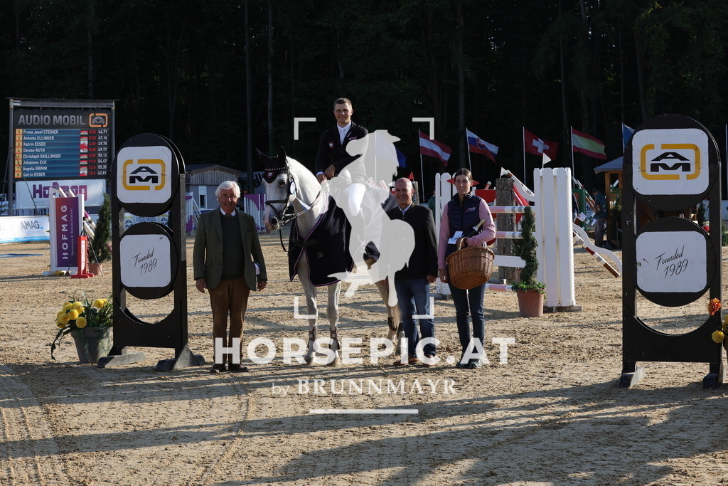 0P6A8328 | Willkommen bei Brunnmayr - Design & Fotografie – Ihrem Spezialisten für Reitturniere und Pferdeveranstaltungen in Oberösterreich, Salzburg und Bayern! Seit über 17 Jahren sind wir leidenschaftlich dabei.
