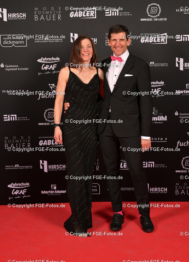 20240113-fge-fotos-0090 | Eröffnungsball der FGE am 13.01.2024 im Alten Stadttheater in Eichstätt. - Realisiert mit Pictrs.com