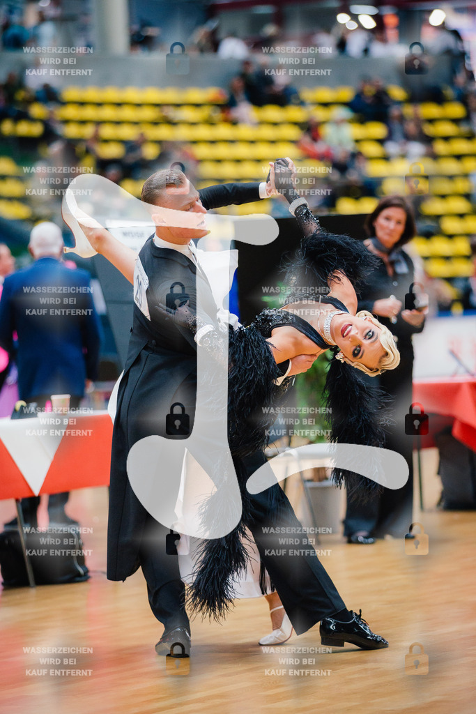 Hessen Tanzt WDSF International Open Standard 1st (20) Karolis Burneikis _ Fabien Lax (TSC Rot-Gold-Casino Nürnberg)-2025-05-17-9737 | Webshop for digital downloads and prints of dance sport, event & show photographer Julian Link - Realisiert mit Pictrs.com
