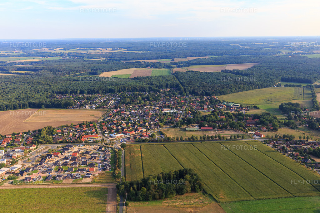 Luftbild: Neubaugebiet Eitelkamp in Embsen im Bundesland Niedersachsen in Deutschland. Foto: IMG_110042.jpg vom 16.08.2018 durch Werner Riehm/FLY-FOTO.de