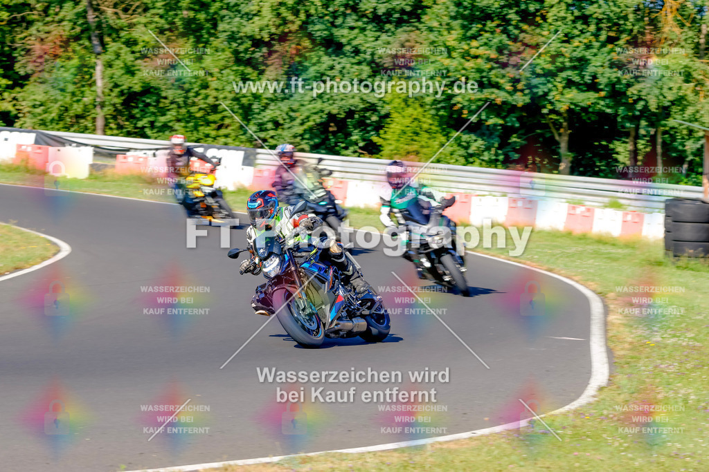_MOT5336 | Hier findet Ihr Bilder von Touristenfahrten auf der Nürburgring Nordschleife oder von anderen Veranstaltungen die ich besucht habe. Viel Spass beim Durch Schauen 