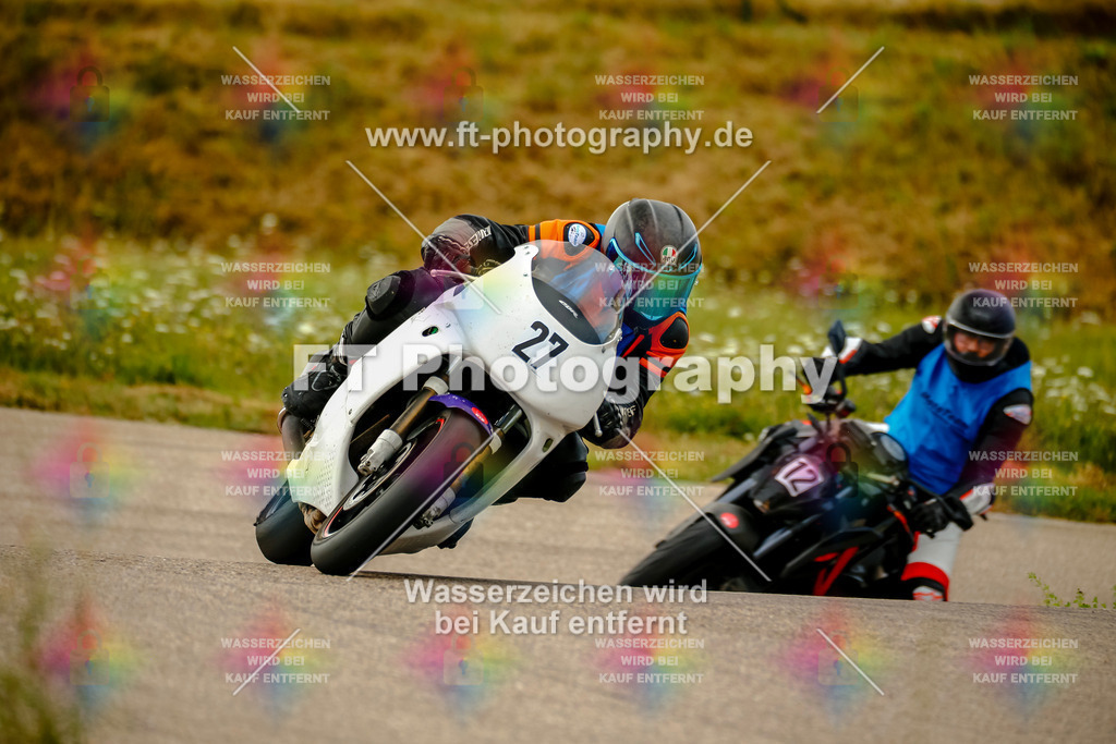 Chambley Juli-0982 | Hier findet Ihr Bilder von Touristenfahrten auf der Nürburgring Nordschleife oder von anderen Veranstaltungen die ich besucht habe. Viel Spass beim Durch Schauen 