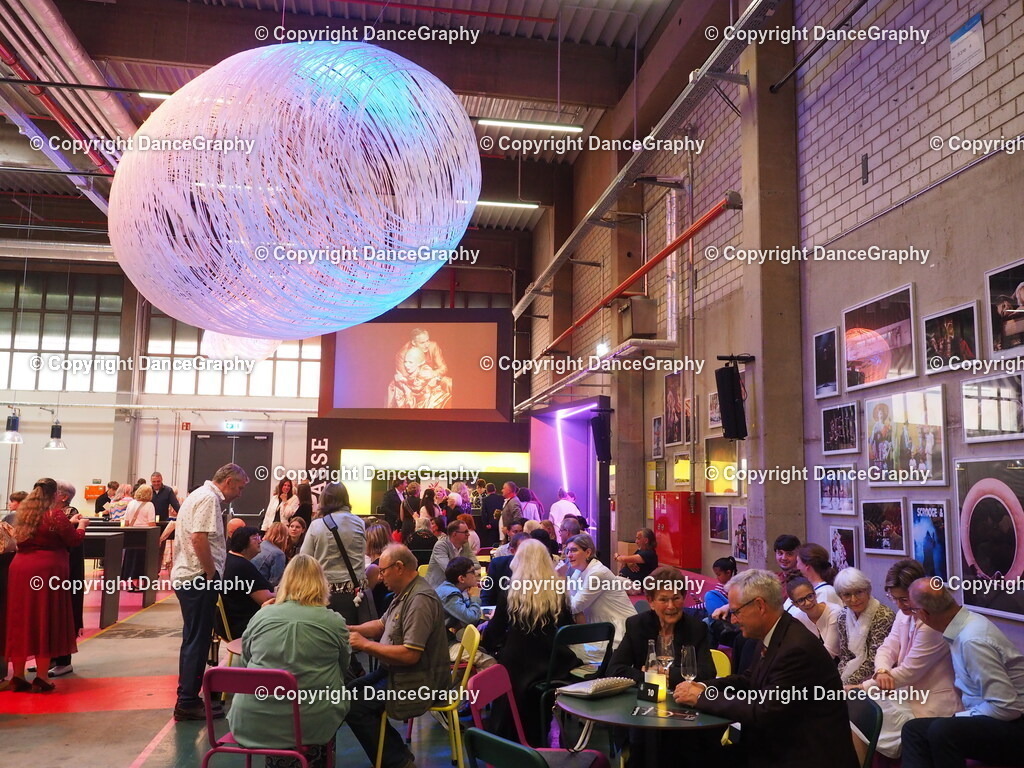 P7261423 | DanceGraphy - Realisiert mit Pictrs.com