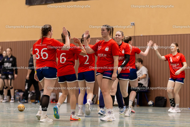 Handball I Damen I Saison 2025-2026 I Verbandsliga Süd I 15. Spieltag I HSG Kalkberg 06 - HSG Holsteinische Schweiz 178 | v.l. Louisa-Marie Biehl (36, HSG Holsteinische Schweiz), Madita Seifert (20, HSG Holsteinische Schweiz) - Realisiert mit Pictrs.com