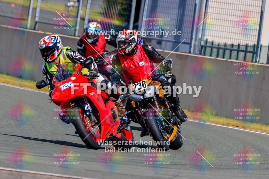 _TCM3764 | Hier findet Ihr Bilder von Touristenfahrten auf der Nürburgring Nordschleife oder von anderen Veranstaltungen die ich besucht habe. Viel Spass beim Durch Schauen 