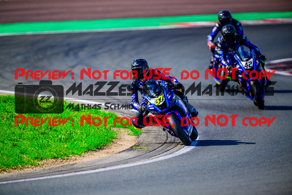 MaZZes_FotoMatrix_240601_6007705_2621 | R7