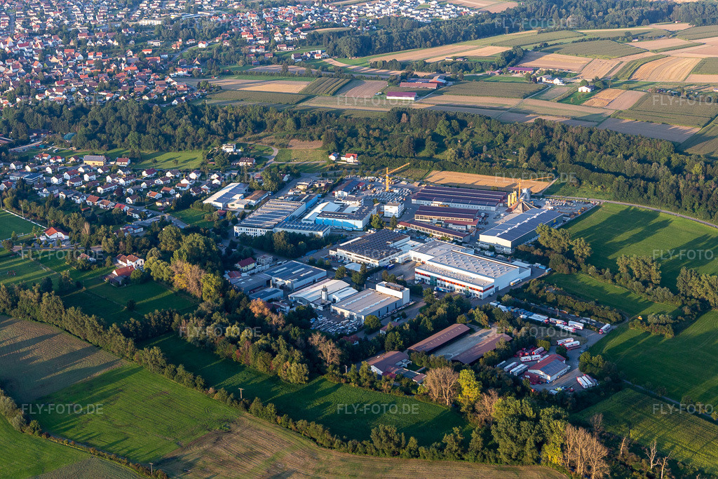 Luftbild: TU Maschinen- und Anlagenbau GmbH, Eurostahl KG, Fensterle Bauunternehmen GmbH in Ertingen im Bundesland Baden-Württemberg in Deutschland. Foto: IMG_129016.jpg vom 03.09.2021 durch Werner Riehm/FLY-FOTO.de