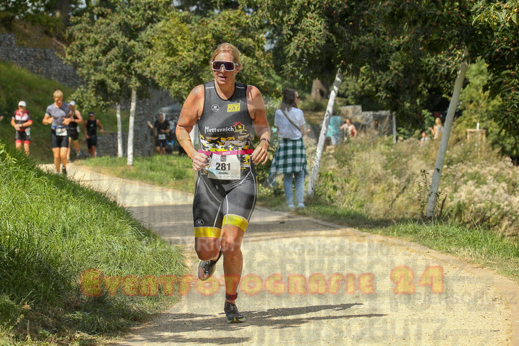 250824_1332_EX1_2741 | Sportfotografie im Rhein-Sieg Kreis, Köln, Bonn, NRW, Rheinland Pfalz, Hessen, etc. Unser Tätigkeitsfeld umfasst den Laufsport vom Volkslauf über den Marathon, Duathlon, Triathon bis zum Ultralauf wie Kölnpfad Ultra oder Schindertrail.