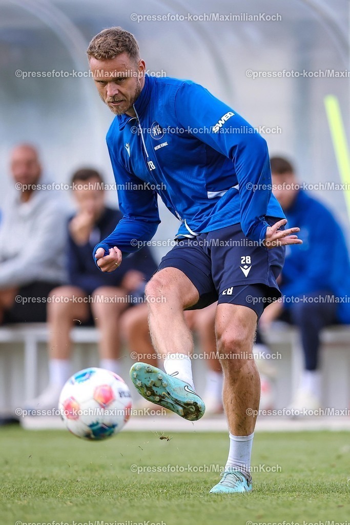 KSC02092502235 | 02.09.2025, Fußball, Training Karlsruher SC, 2. Fußball Bundesliga, Trainingsplatz am BBBank Wildpark Stadion Karlsruhe, Saison 2025 2026: Marcel Franke (KSC #28) 