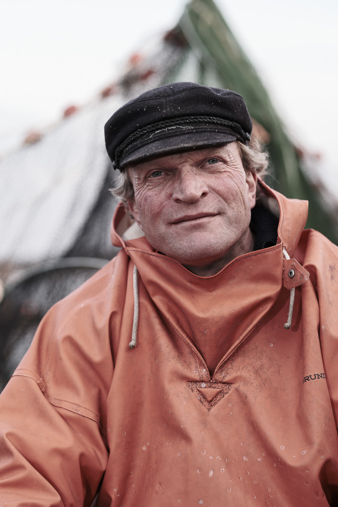 zeitenwende-farbe-02-04 | Fischer Jörg Nadler vom Holm in Schleswig an der Schlei - Realisiert mit Pictrs.com