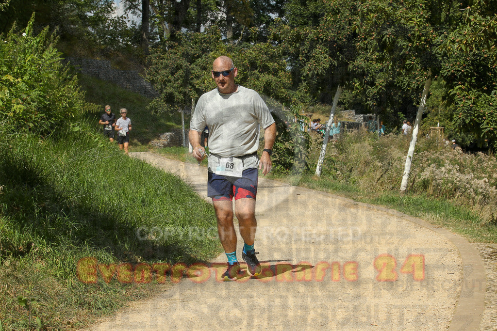 250824_1244_EX1_0365 | Sportfotografie im Rhein-Sieg Kreis, Köln, Bonn, NRW, Rheinland Pfalz, Hessen, etc. Unser Tätigkeitsfeld umfasst den Laufsport vom Volkslauf über den Marathon, Duathlon, Triathon bis zum Ultralauf wie Kölnpfad Ultra oder Schindertrail.