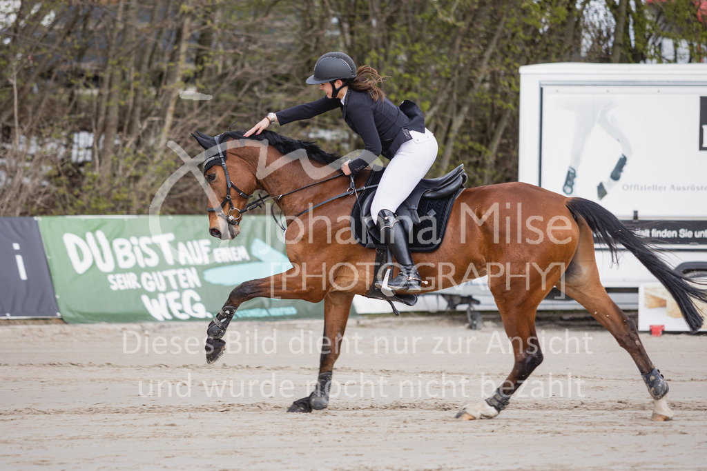 220403_HF-Laar_L-Spr-243 | SEASON OPENING 2022
Herford Laar
03.04.2022
11 Springprüfung Kl.L m.Siegerrunde