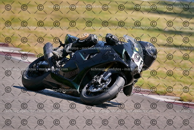 26bt05-0932 | markuskiefer.com - Realisiert mit Pictrs.com