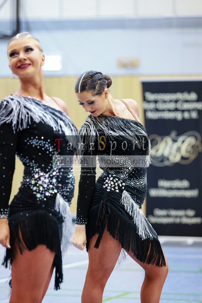 20260307_Solo-Forma_BL2_Nbg09145 | Tanzsportbilder, Standardtanz, Lateintanz, WDSF, DTV, LTVB, dancecomp, goc, hessen tanzt, blaues band der spree, walzer, tango, wiener walzer, slowfox, quickstepp, samba, rumba, cha-cha-cha, paso doble. jive, hd-kroft photography, turniertanzsport