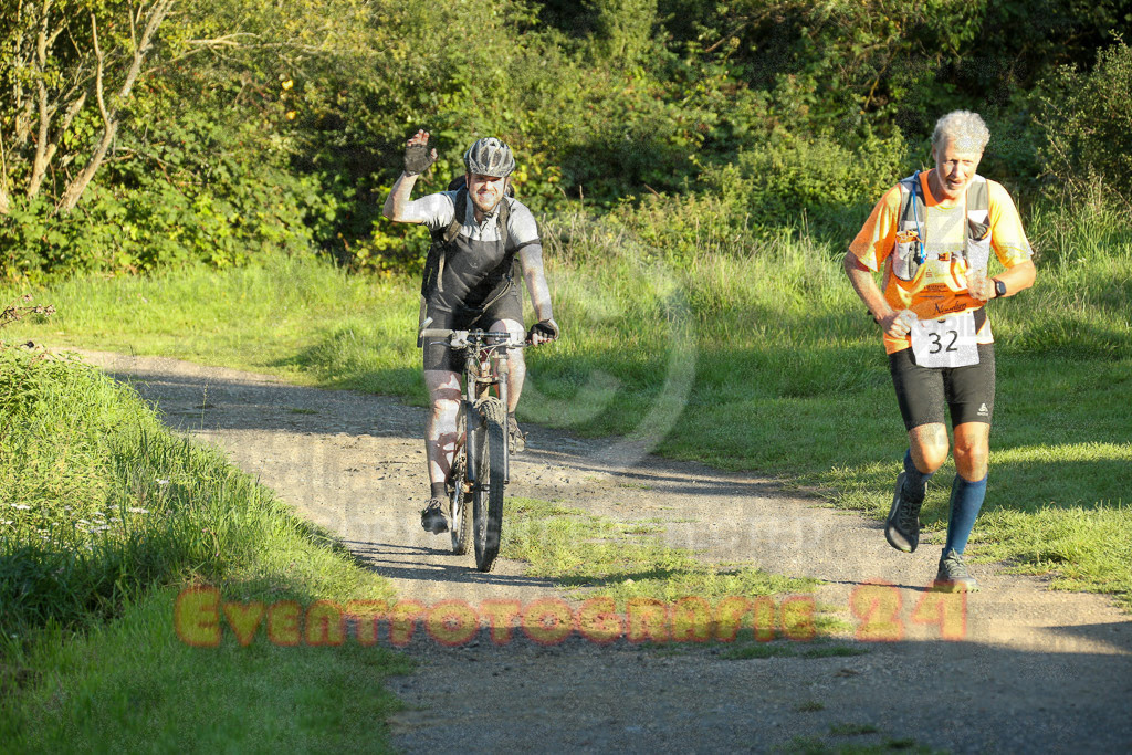 230826_1853_EX1_1886 | Sportfotografie im Rhein-Sieg Kreis, Köln, Bonn, NRW, Rheinland Pfalz, Hessen, etc. Unser Tätigkeitsfeld umfasst den Laufsport vom Volkslauf über den Marathon, Duathlon, Triathon bis zum Ultralauf wie Kölnpfad Ultra oder Schindertrail.