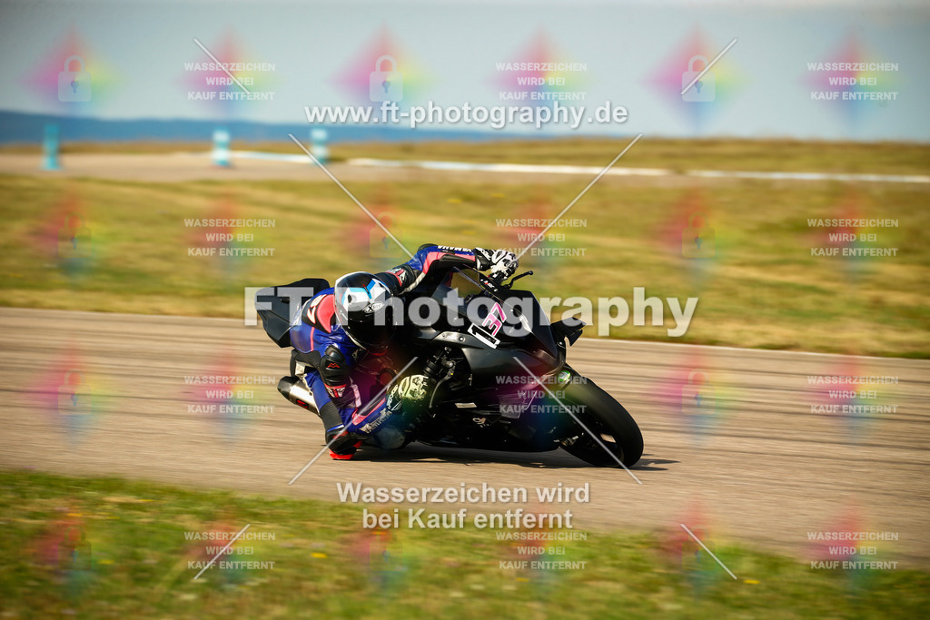 _MOT6151 | Hier findet Ihr Bilder von Touristenfahrten auf der Nürburgring Nordschleife oder von anderen Veranstaltungen die ich besucht habe. Viel Spass beim Durch Schauen 