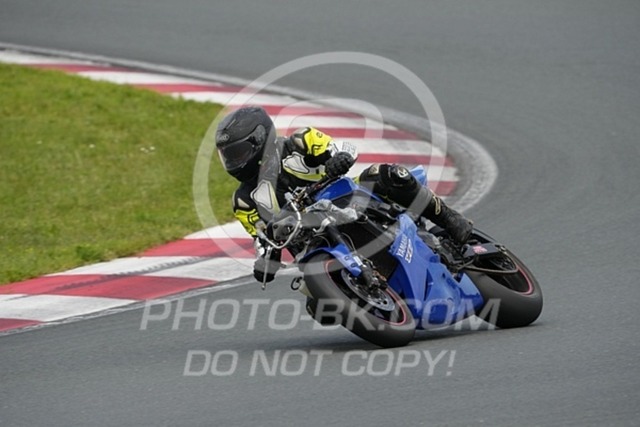 2024_06_21_PBK_16969 | Sportfotografie; SlowMotion; Video; Rennstrecke; Hafeneger; Speer; Racing; RSE; BMW; CBO; Trackday; Motorsportarena; Hockenheimring; Brno; Most; Barcelona; Valencia