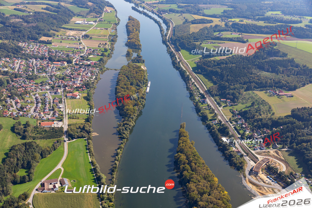 Das Luftbild der Stadt Windorf wurde 2020 vom Flugzeug heraus erstellt (keine Drohne) Aufnahmehöhe ca.400 Meter- hohe Auflösung und Qualität garantiert!