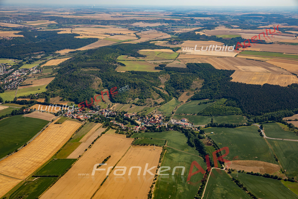 steinbach-bad-bibra-luftbild-22-53 | Aktuelles Luftbild von Steinbach Bad Bibra - Die Luftaufnahme wurde 2022 mittels UL-Flugzeug erstellt ( keine Drohne ) - hochauflösende Kamera-Systeme von  Canon -
Beste Qualität - Für grossformatige Ausdrucke geeignet. Die Geschenkidee !