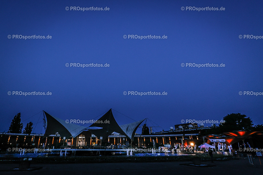 20. OBI Nachtlauf des ASV Koeln, 17.05.2023 | Koeln, 17.05.2023: Impressionen vom 20. OBI Nachtlauf des ASV Koeln rund um den Tanzbrunnen. Foto: Beautiful Sports Pressefotoagentur (www.beautiful-sports.com)