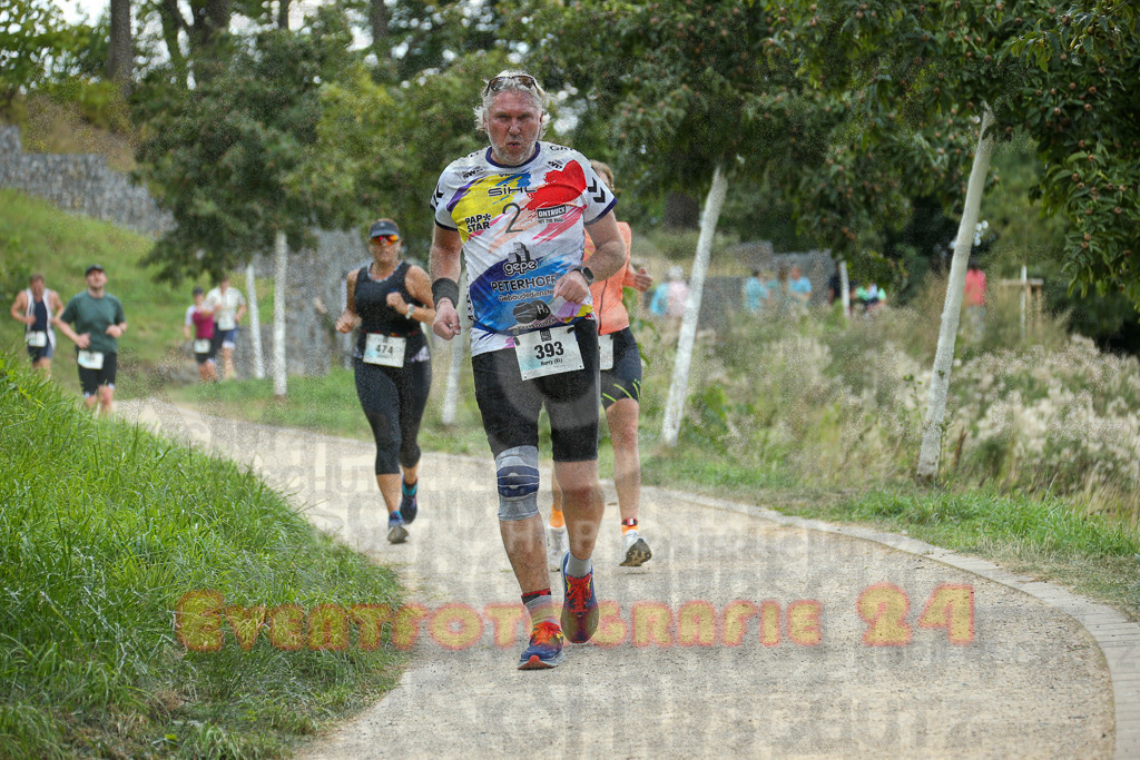 250824_1406_EX1_4988 | Sportfotografie im Rhein-Sieg Kreis, Köln, Bonn, NRW, Rheinland Pfalz, Hessen, etc. Unser Tätigkeitsfeld umfasst den Laufsport vom Volkslauf über den Marathon, Duathlon, Triathon bis zum Ultralauf wie Kölnpfad Ultra oder Schindertrail.