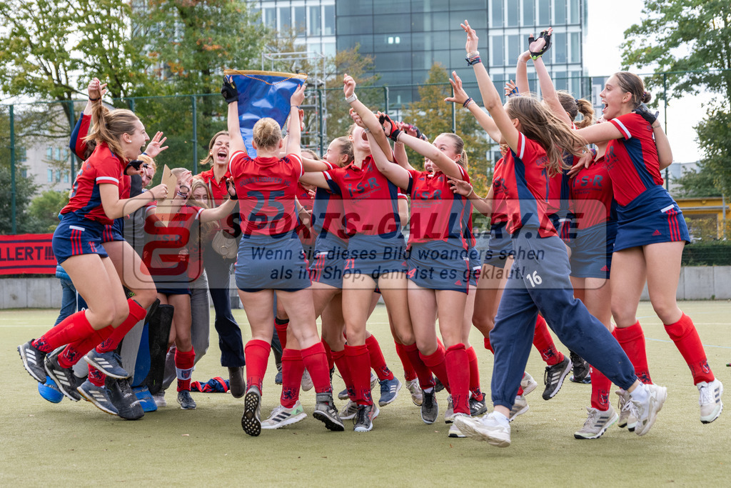 SFE_20231022_0221 | Deutsche Meisterschaft Weibliche U16 Finale Uhlenhorst Mülheim - Düsseldorfer HC am 22.10.2023 in Köln (Düsseldorfer Hockeyclub 1905 e.V.), Photo: Stephan Fehrmann 2023 (Sports-Gallery)